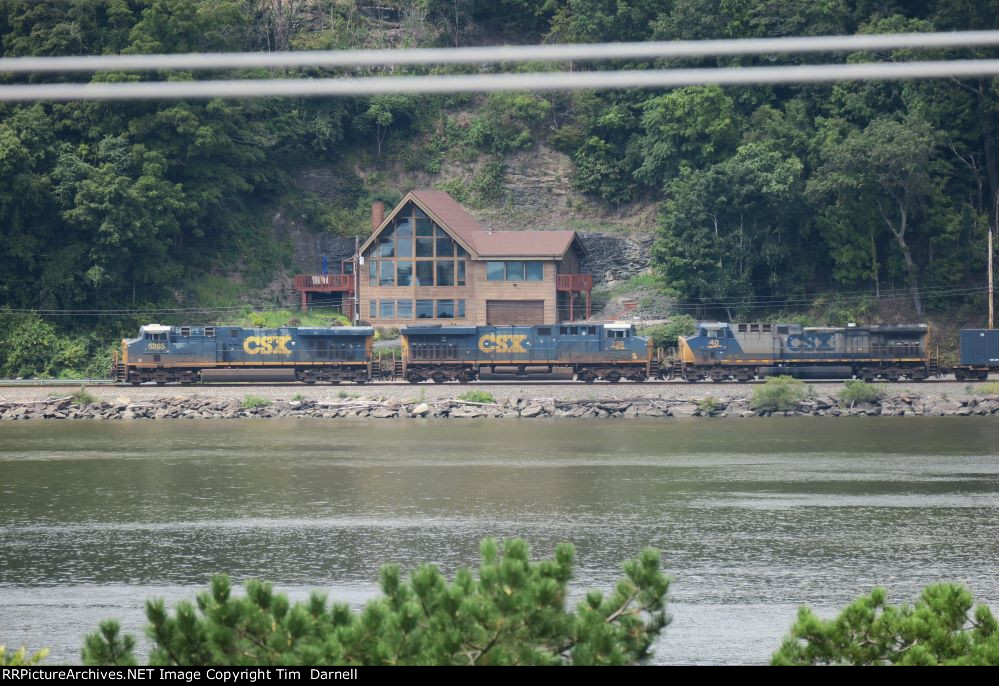 CSX 5265-700-40 on I158